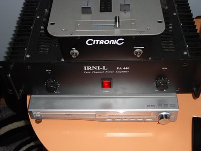 naredenoto.JPG (1.15 MiB) Преглеждано 6961 пъти това е сегашния вид както е наредено всичко а кулонките са от двата края на стаята :)