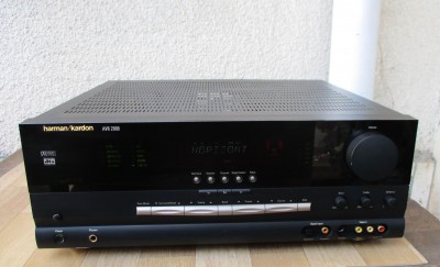 HK AVR2000.JPG